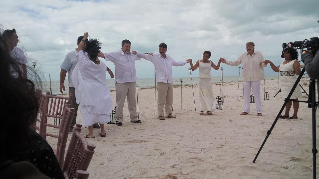 Hotel & Villas Playa Maya Resorts เซเลสตุน ภายนอก รูปภาพ