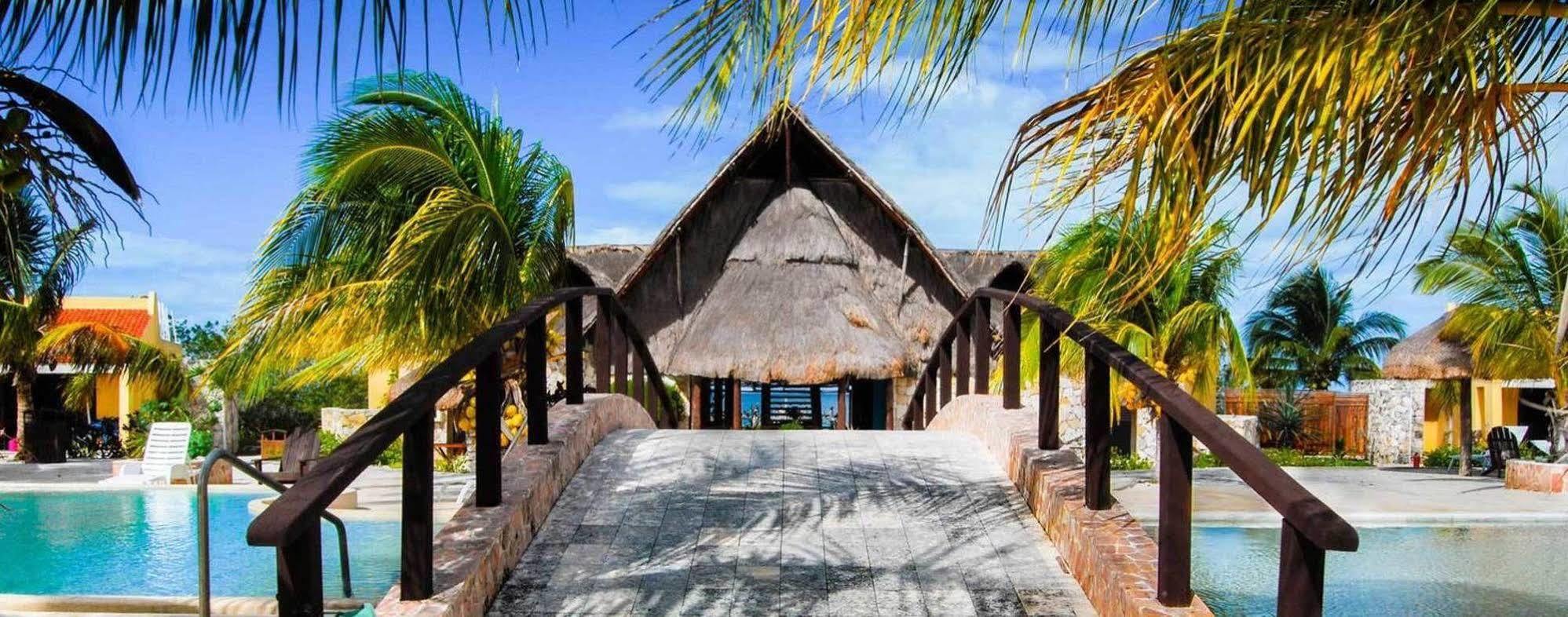 Hotel & Villas Playa Maya Resorts เซเลสตุน ภายนอก รูปภาพ